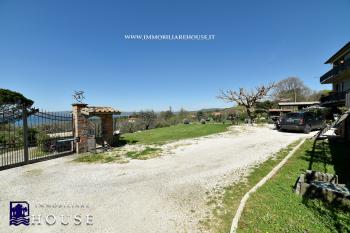 Splendida Villetta bifamiliare vista lago (rif.28) [/GEST/immagini]  