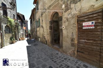 Splendido appartamento su due livelli quartiere Castello (rif.10) [/GEST/immagini]  