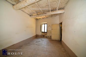 Splendido appartamento su due livelli quartiere Castello (rif.10) [/GEST/immagini]  