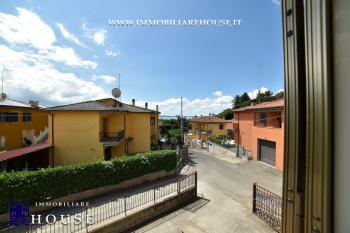 Bolsena Splendido appartamento di ampia metratura in Via della Rena (rif.33) [/GEST/immagini]  