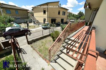 Large apartment on the ground floor. (rif.16) [/GEST/immagini]  