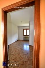 Large apartment on the ground floor. (rif.16) [/GEST/immagini]  